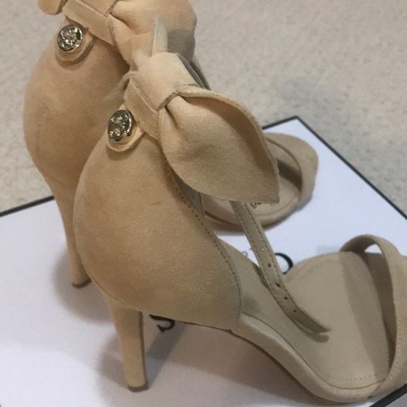 Guess Suede Nude Pumps - Picture 2 of 5